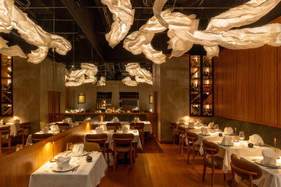 Madame Olympe estreia no Rio de Janeiro com foco em cozinha afetiva